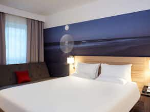 Hotel Novotel London Stansted Airport photo 3