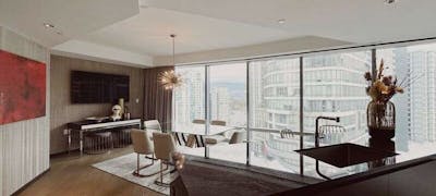 Paradox Vancouver