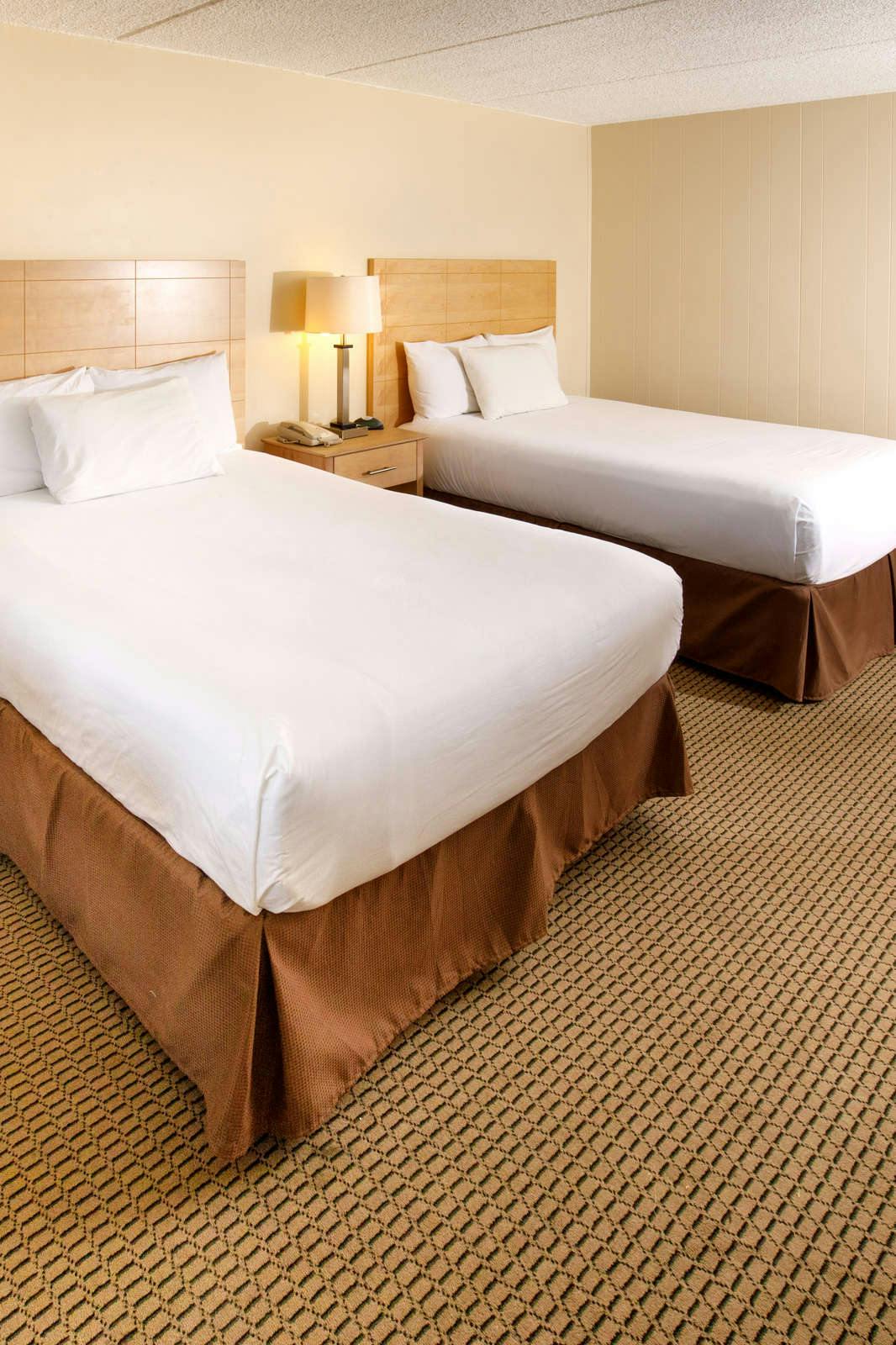 Hotel Naples Garden Inn photo 4