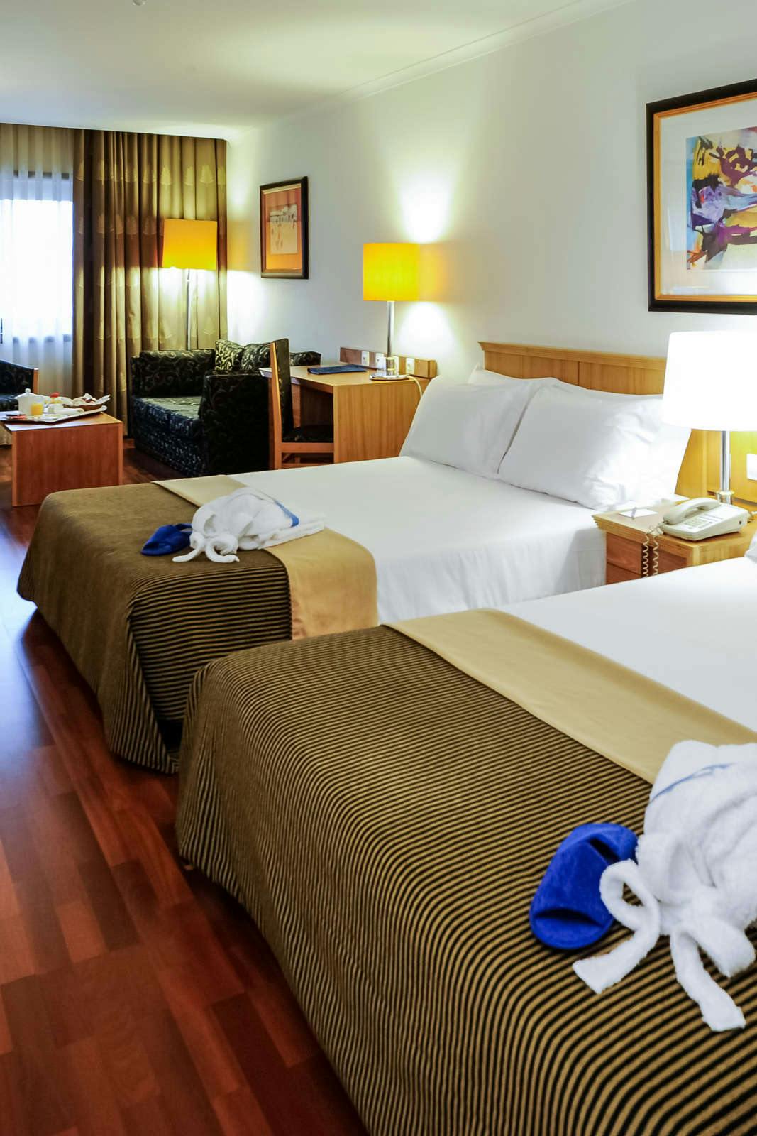 Hotel Radisson Blu Hotel Lisbon photo 2