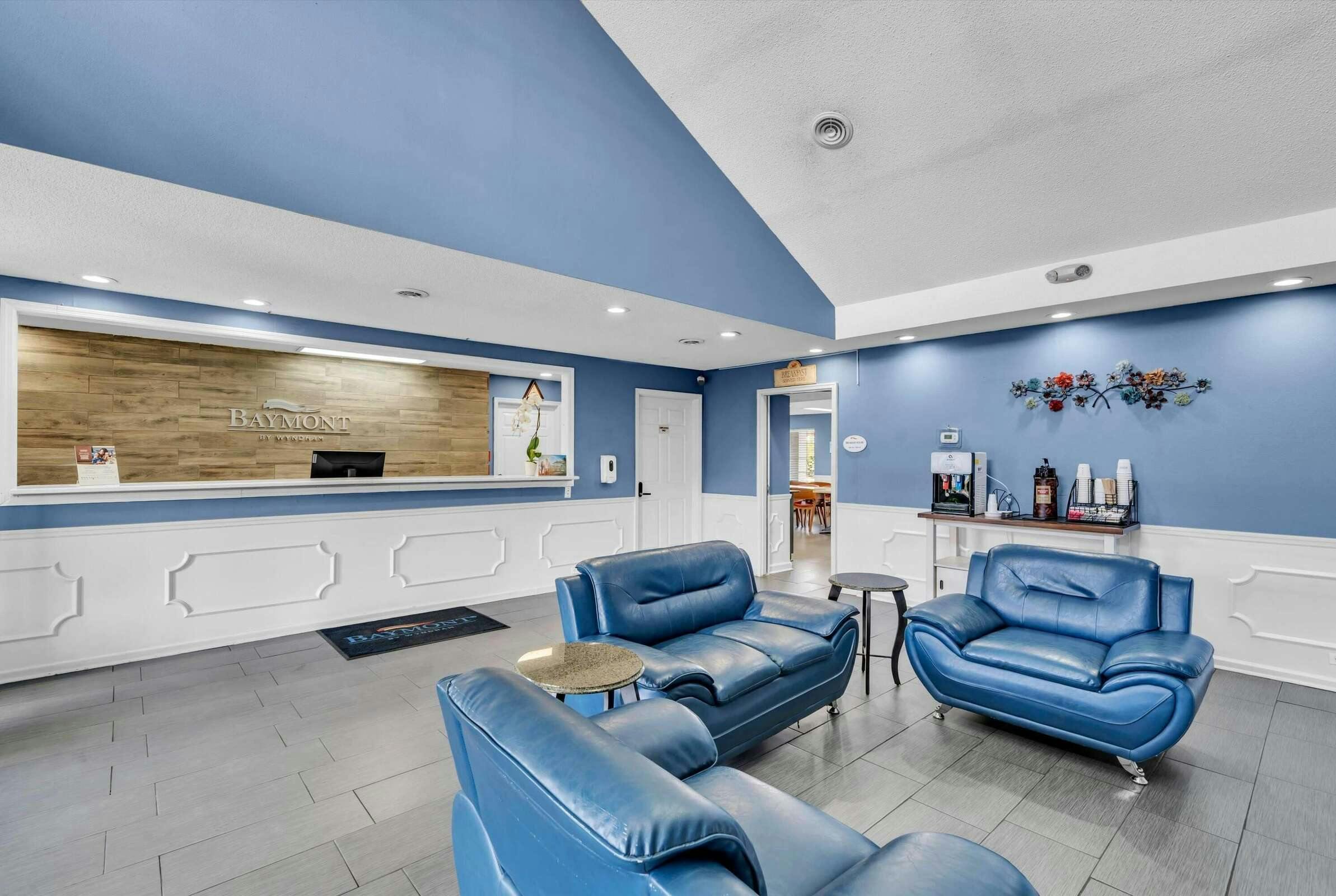 Hotel Baymont Warner Robins photo 4