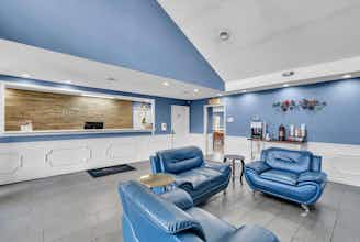 Hotel Baymont Warner Robins photo 4