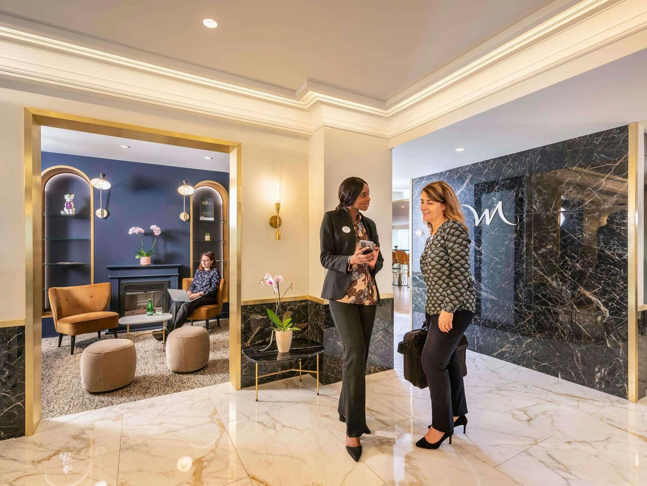 Hotel Mercure Versailles Paris Ouest photo 1