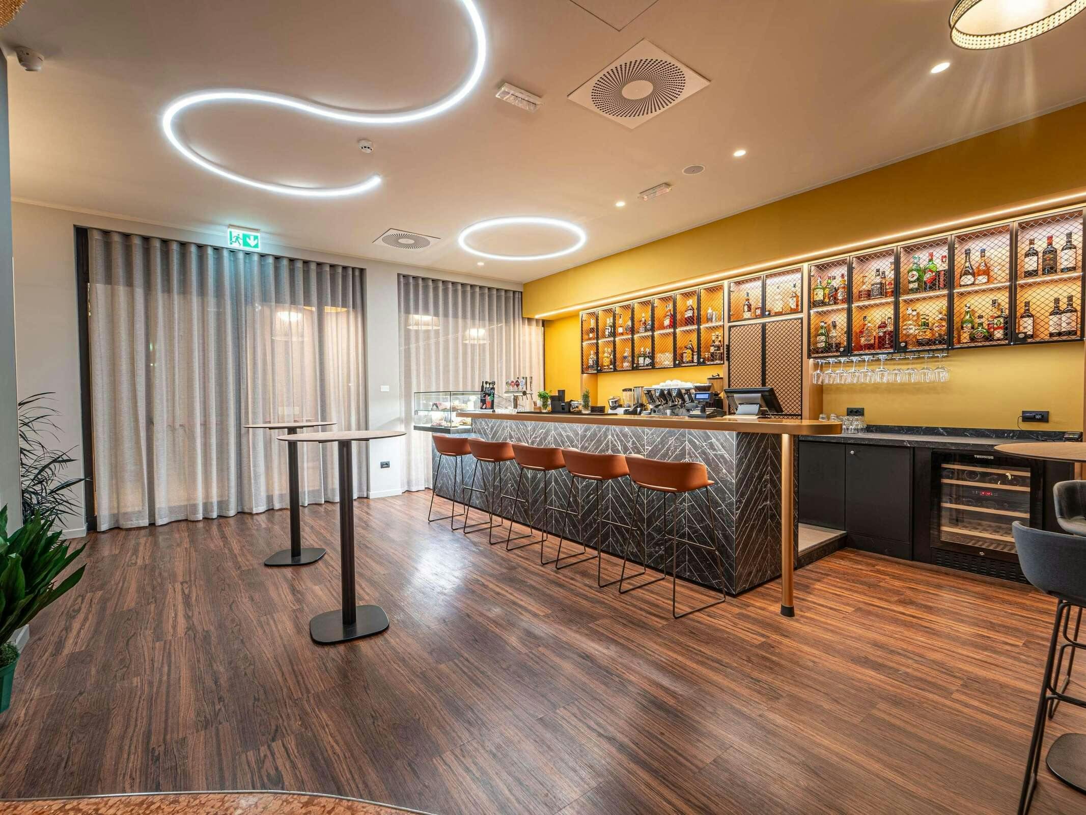 Hotel Mercure Bologna Centro photo 2