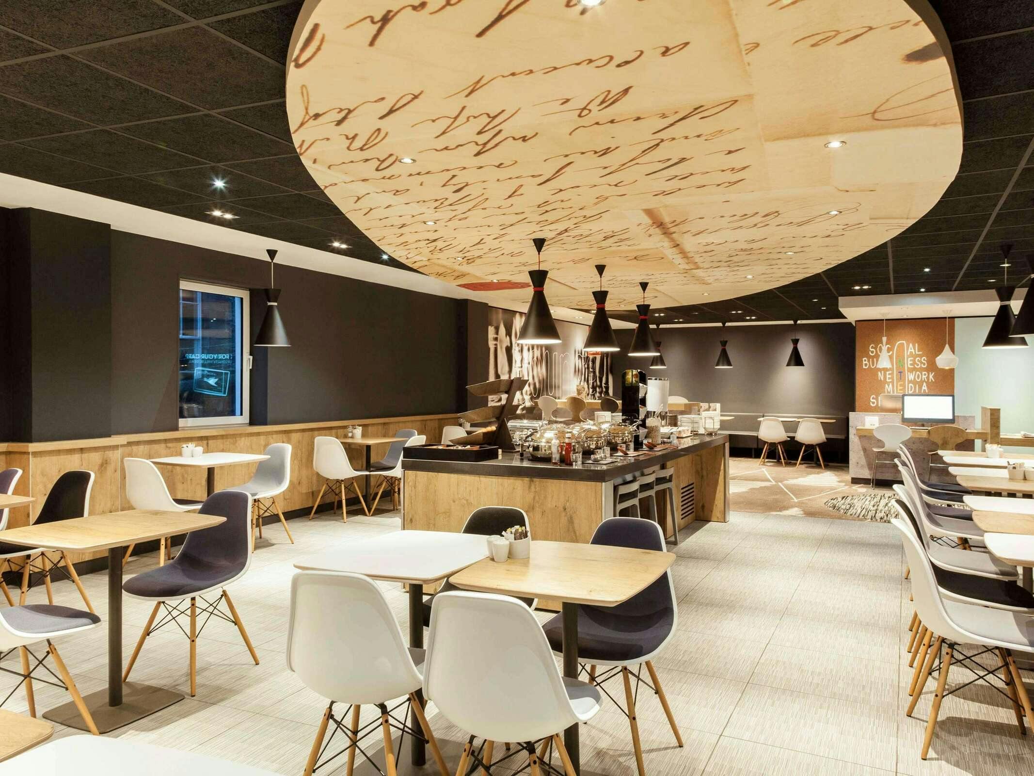 Hotel Ibis Edinburgh Centre Royal Mile Hunter Square (New Rooms) photo 4
