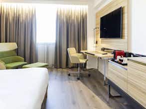 Hotel Novotel Sevilla Marqués Del Nervion photo 4