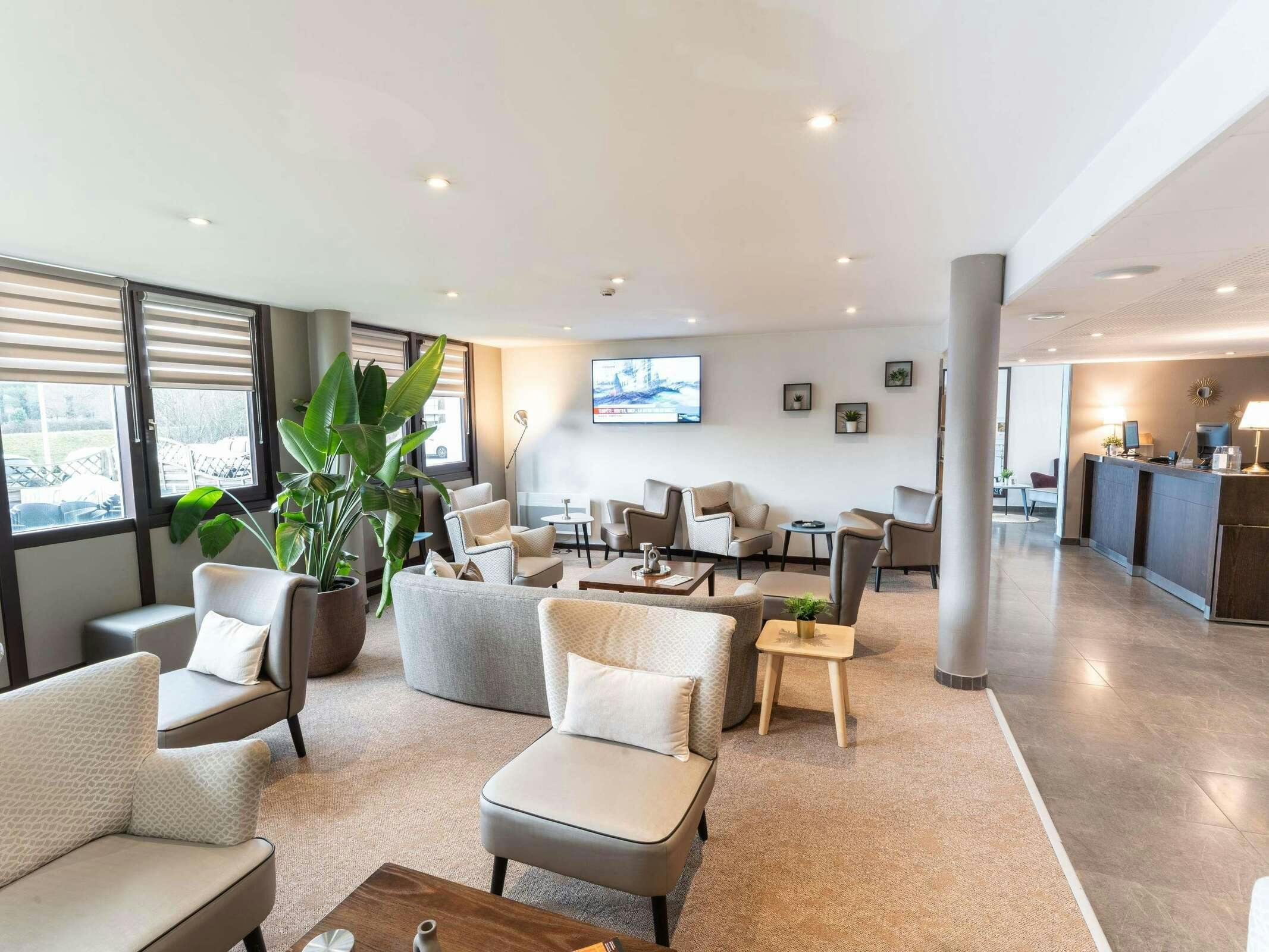Hotel Mercure Rennes Cesson photo 2