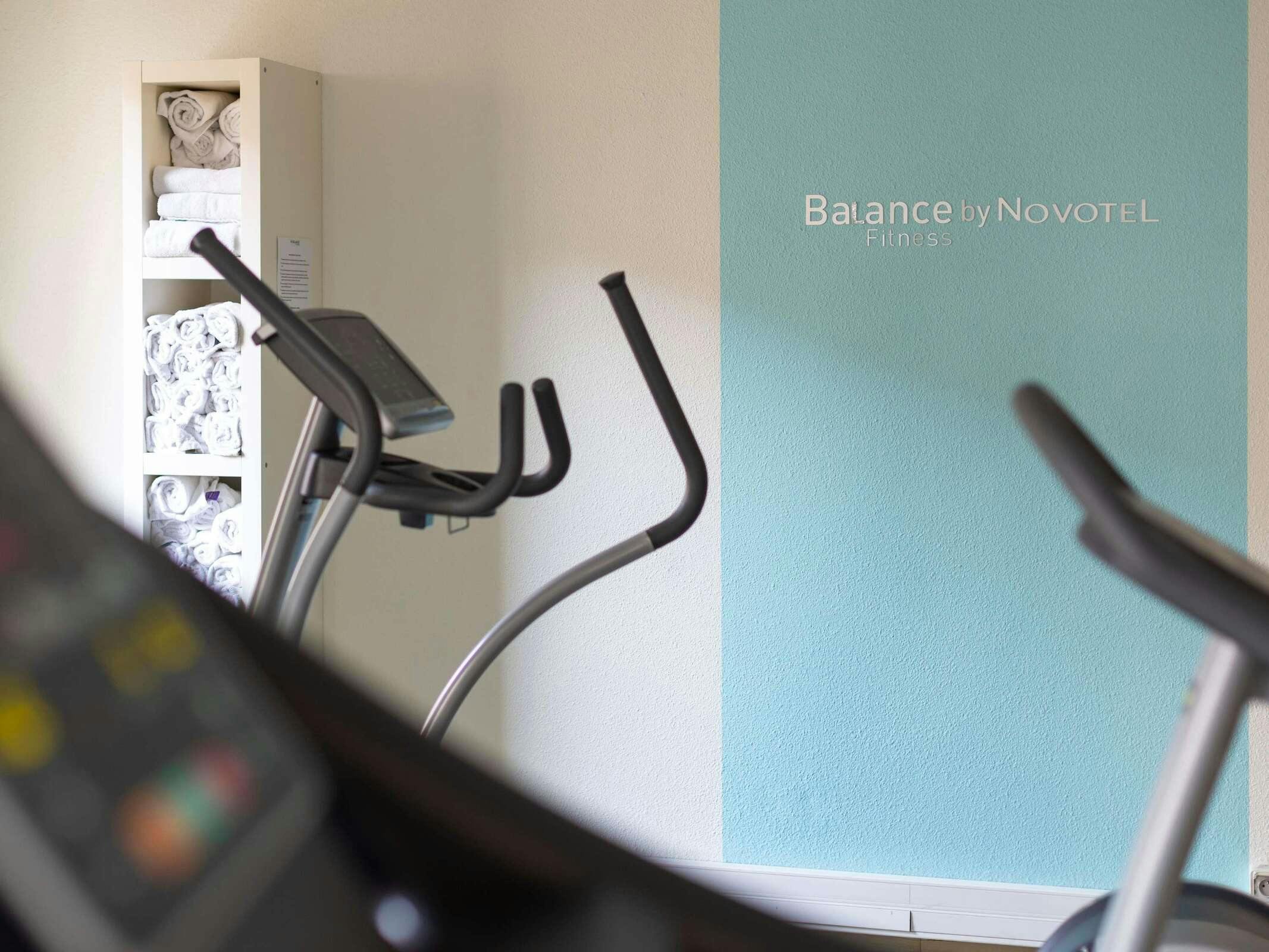 Hotel Novotel Suites Marseille Centre Euromed photo 2