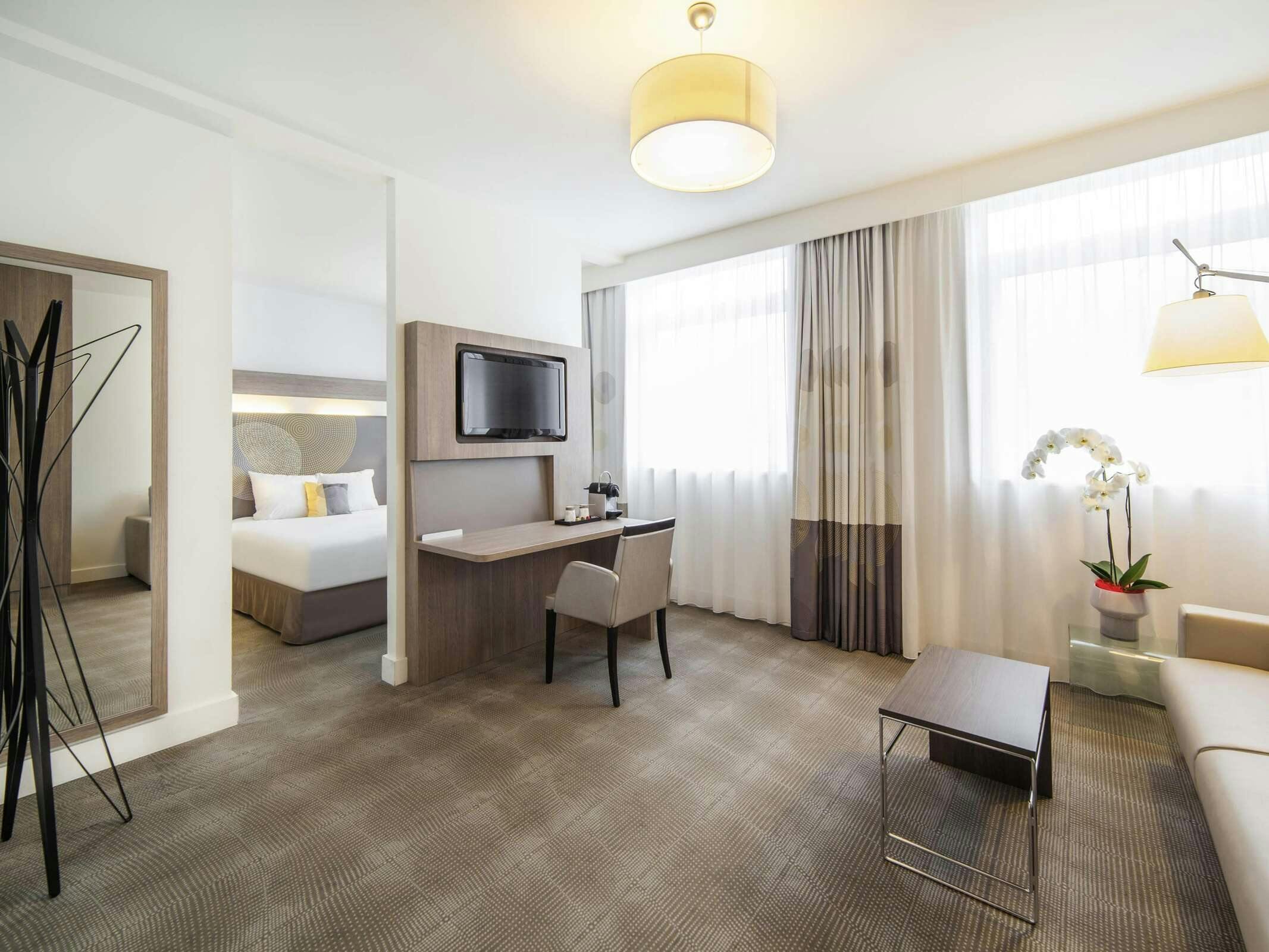 Hotel Novotel Rennes Centre Gare photo 2
