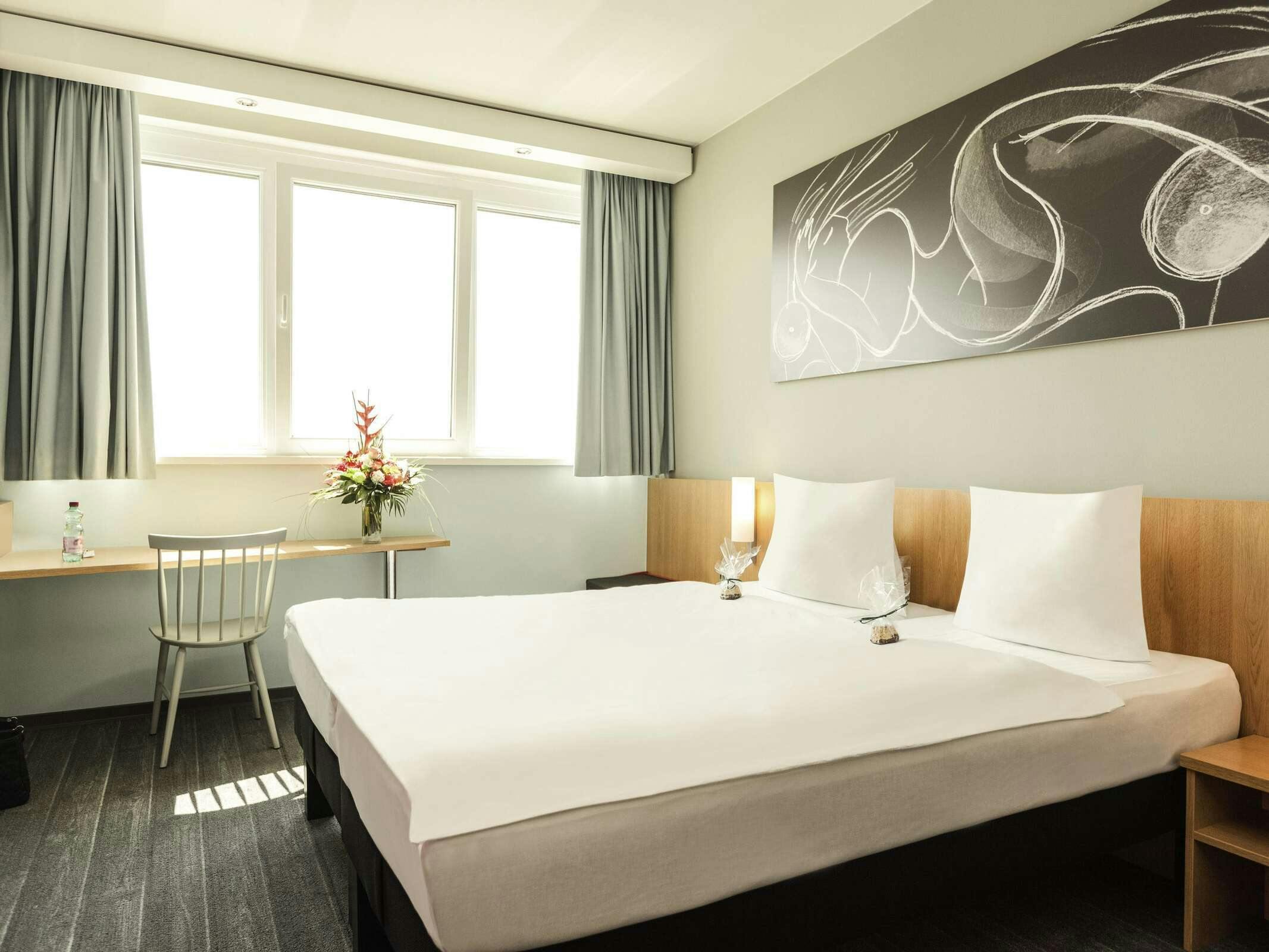 Hotel Ibis Vienna Airport photo 4