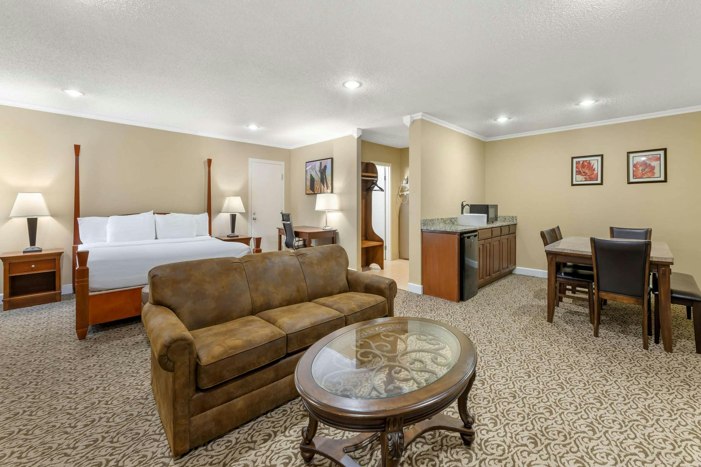Best Western Wooster Hotel