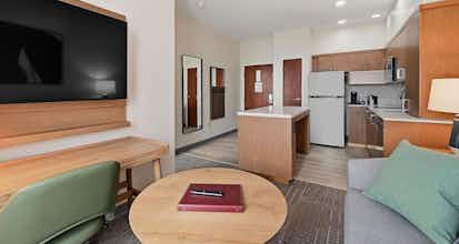 Hotel Best Western Plus Hannaford Inn & Suites photo 4