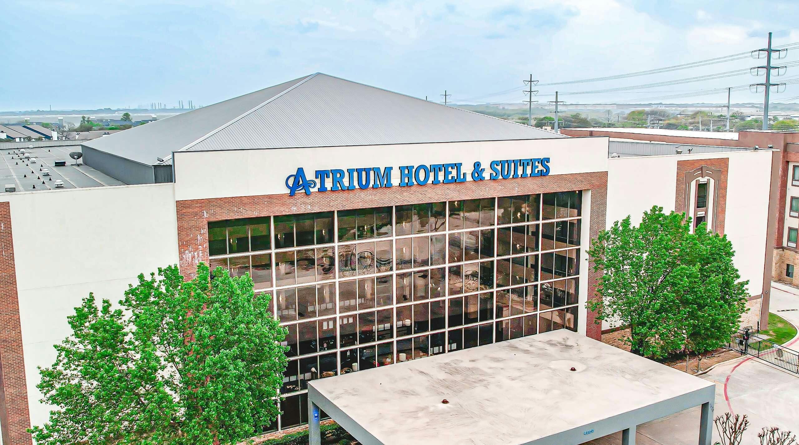 Atrium Hotel and Suites