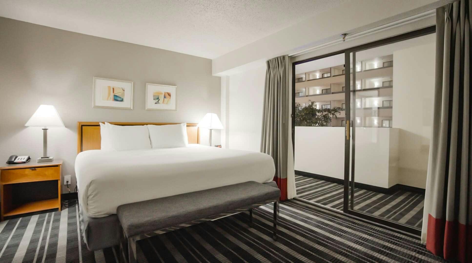 Hotel Atrium Hotel and Suites photo 2