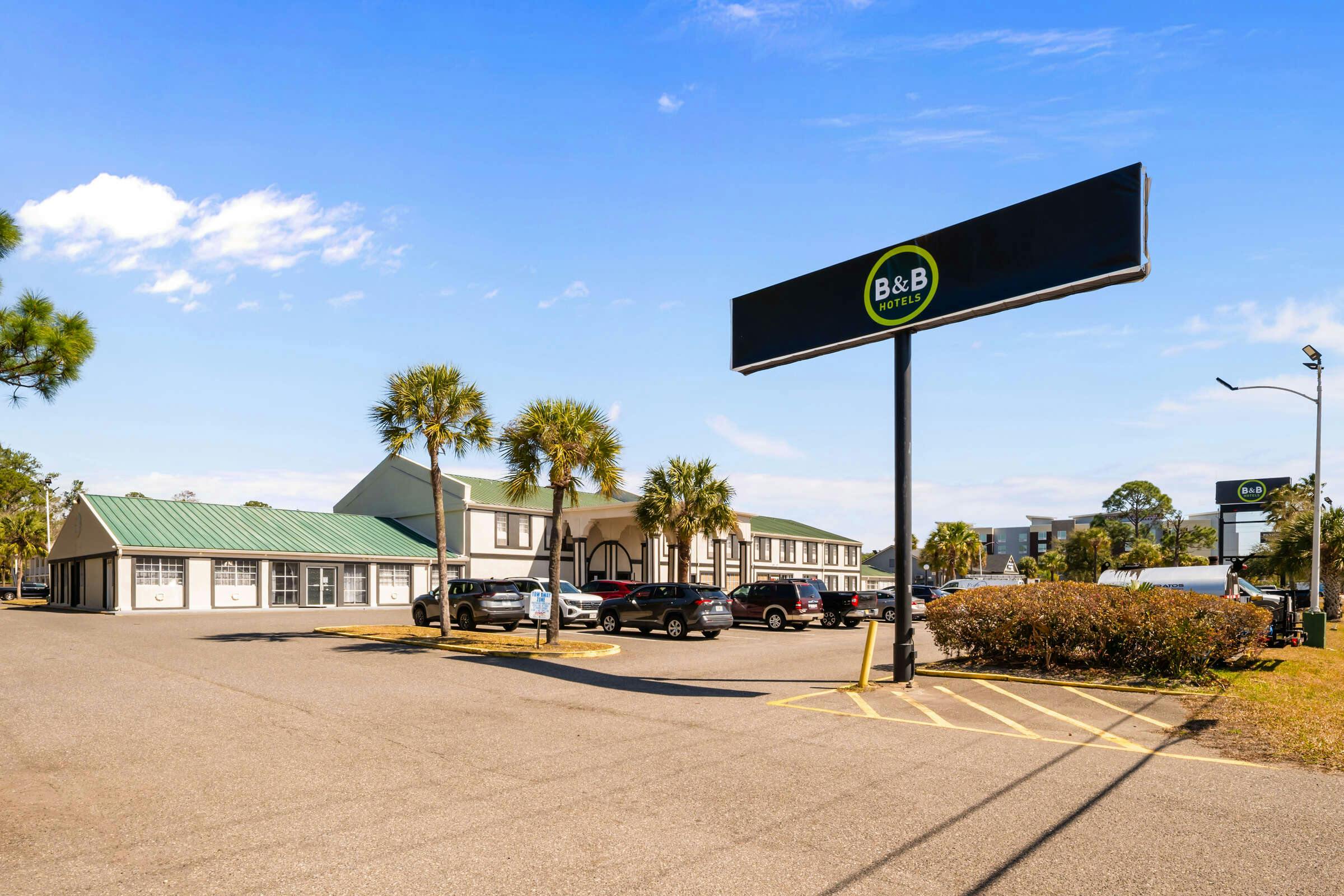 B&B HOTEL Jacksonville Airport