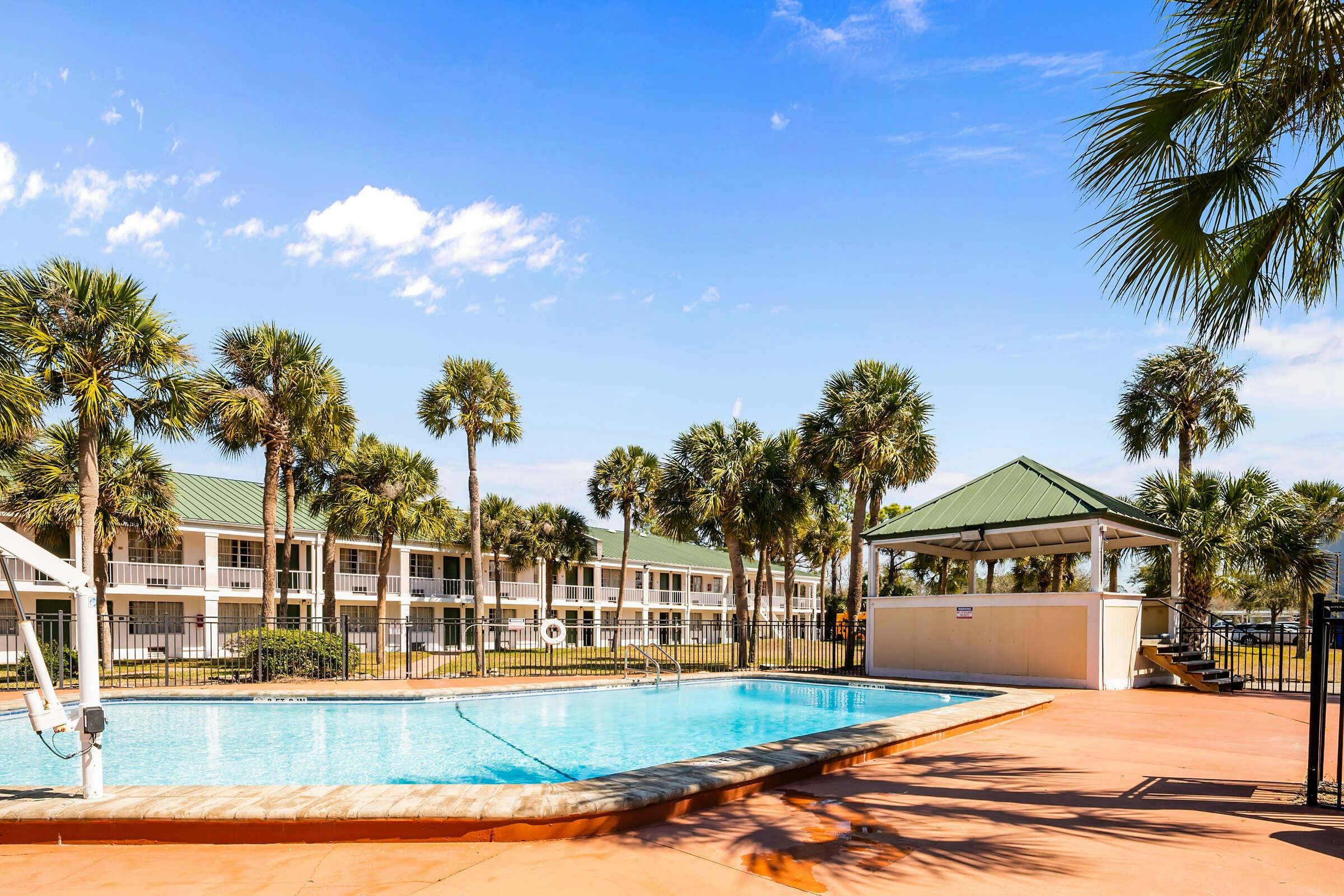 Hotel B&B HOTEL Jacksonville Airport photo 1