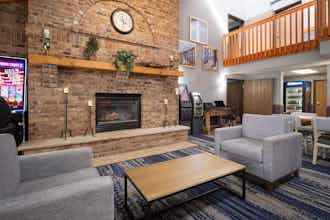 Hotel AmericInn Baldwin photo 3
