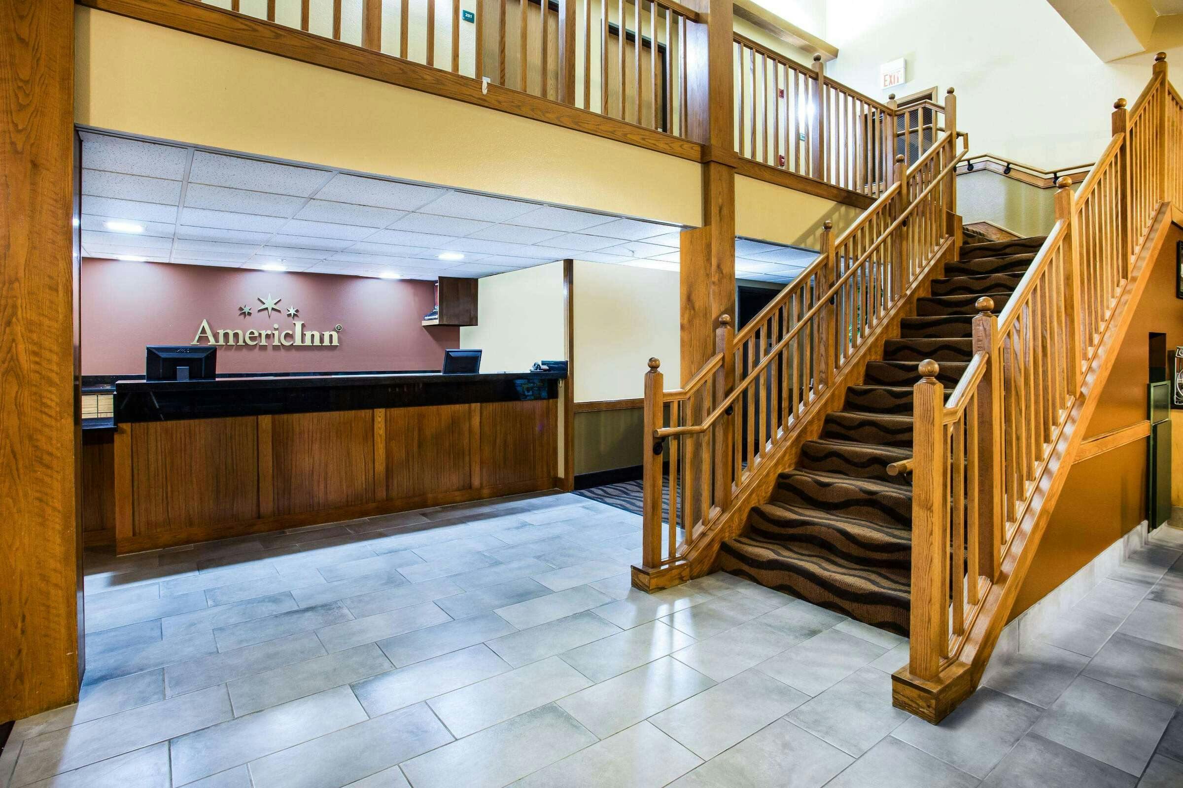 Hotel AmericInn Menomonie photo 3