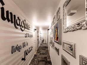Hotel Ibis Styles Lausanne Center Mad House photo 2