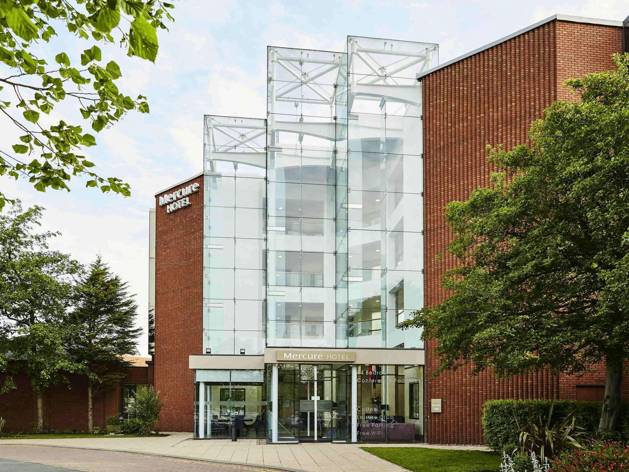 Mercure St Helens