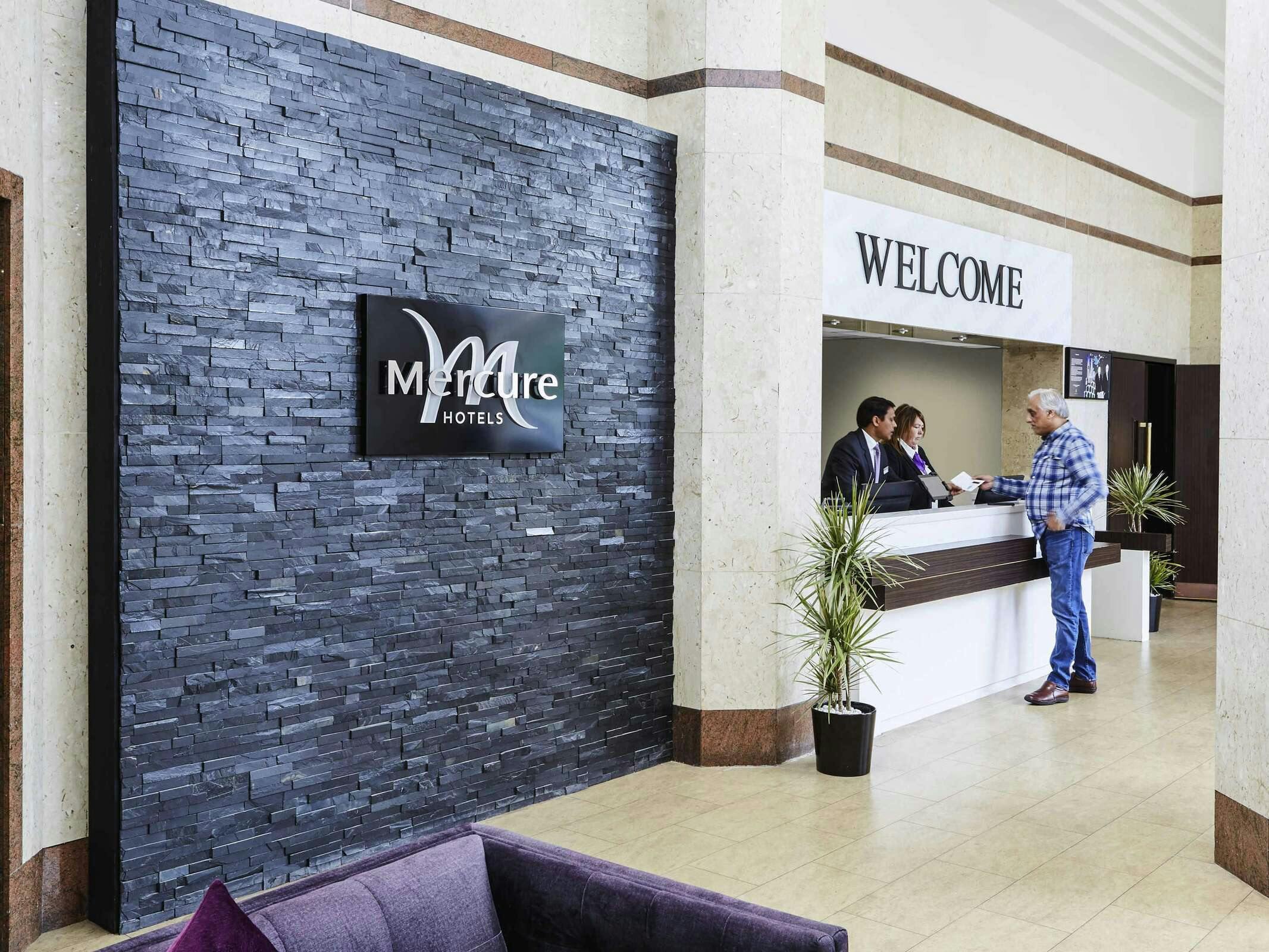 Hotel Mercure St Helens photo 2