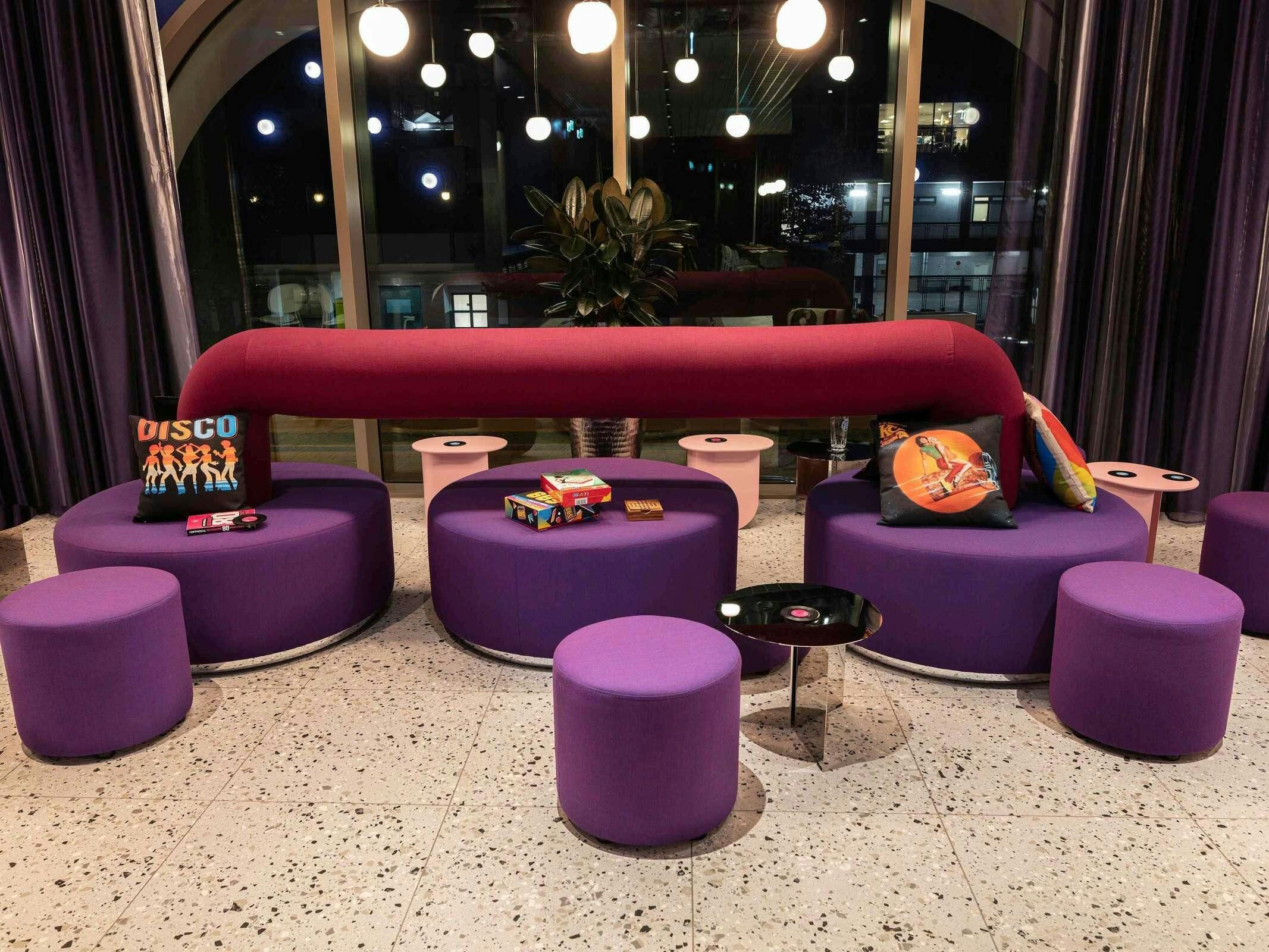 Hotel Ibis Styles Muenchen Perlace photo 3