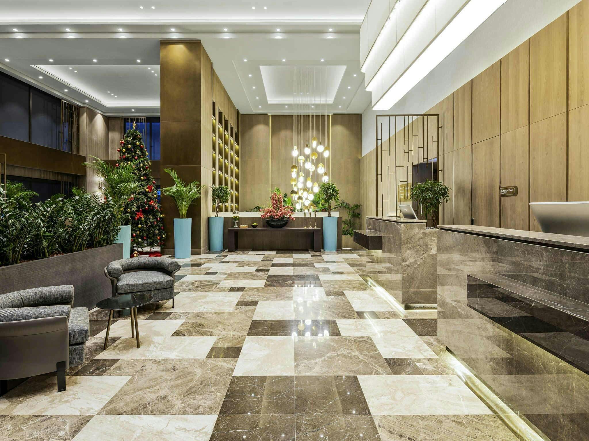 Hotel Mövenpick Living Istanbul Camlivadi photo 2