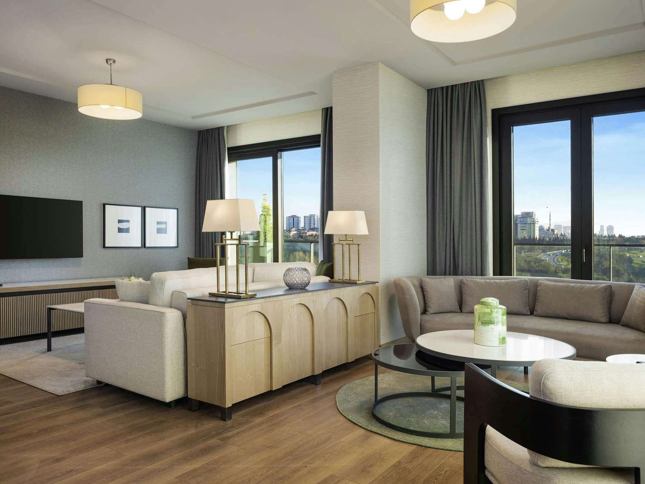 Hotel Mövenpick Living Istanbul Camlivadi photo 5