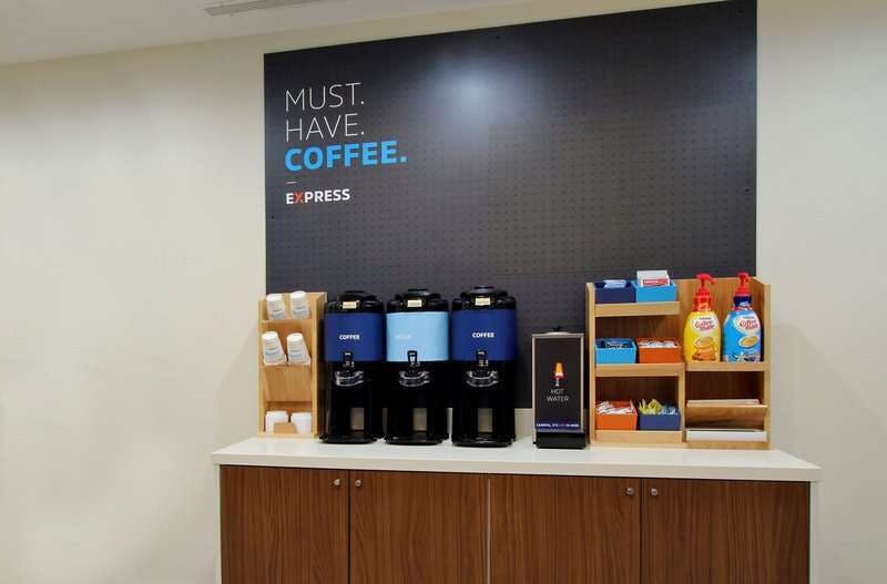 Hotel Holiday Inn Express & Suites Avon Indianapolis By Ihg photo 3
