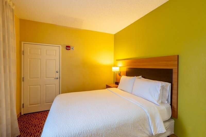 Hotel Candlewood Suites Bedford Fort Worth By Ihg photo 1