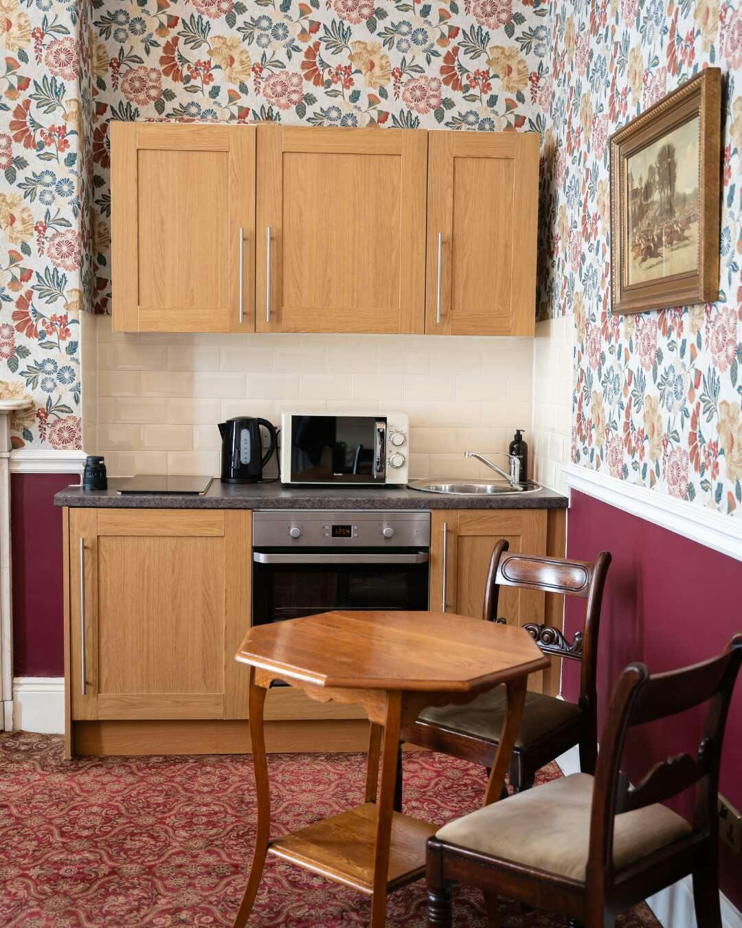 Hotel City Studios - Rodney Street photo 4