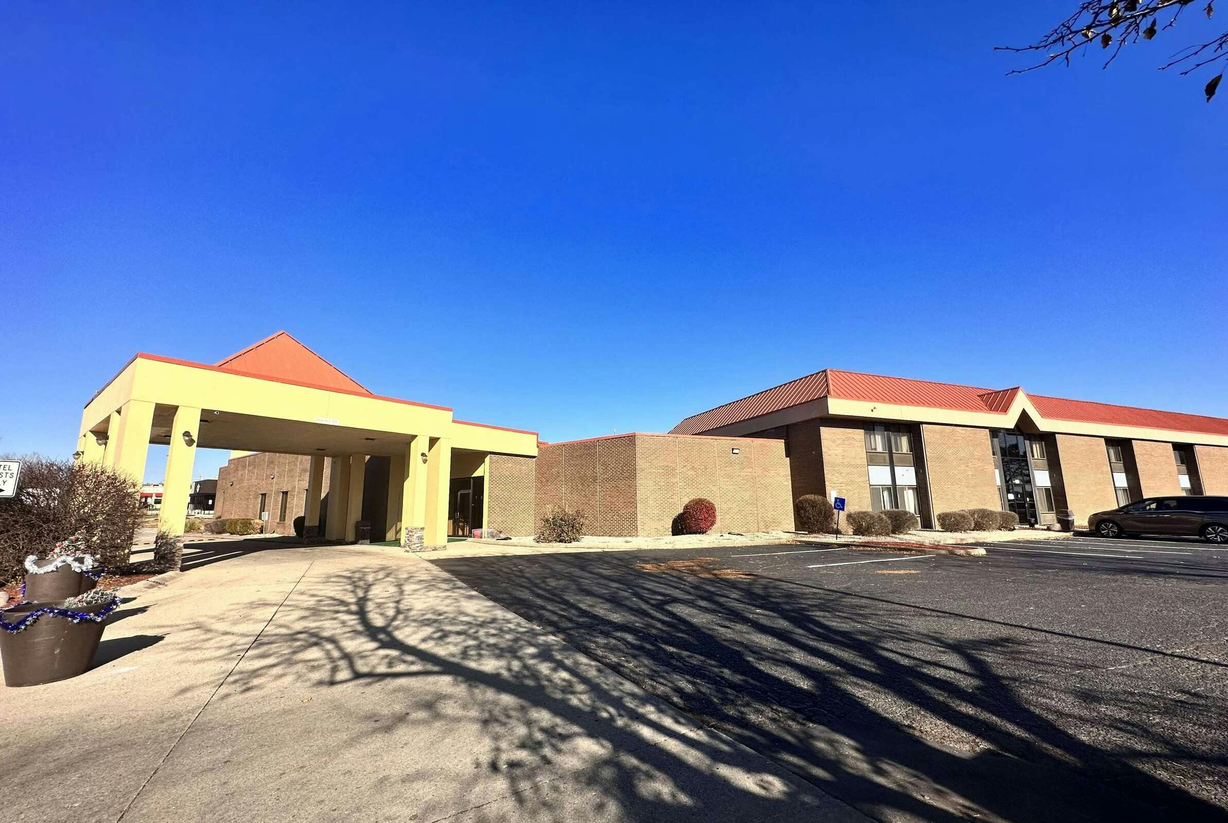 Hotel Super 8 Harrison photo 2