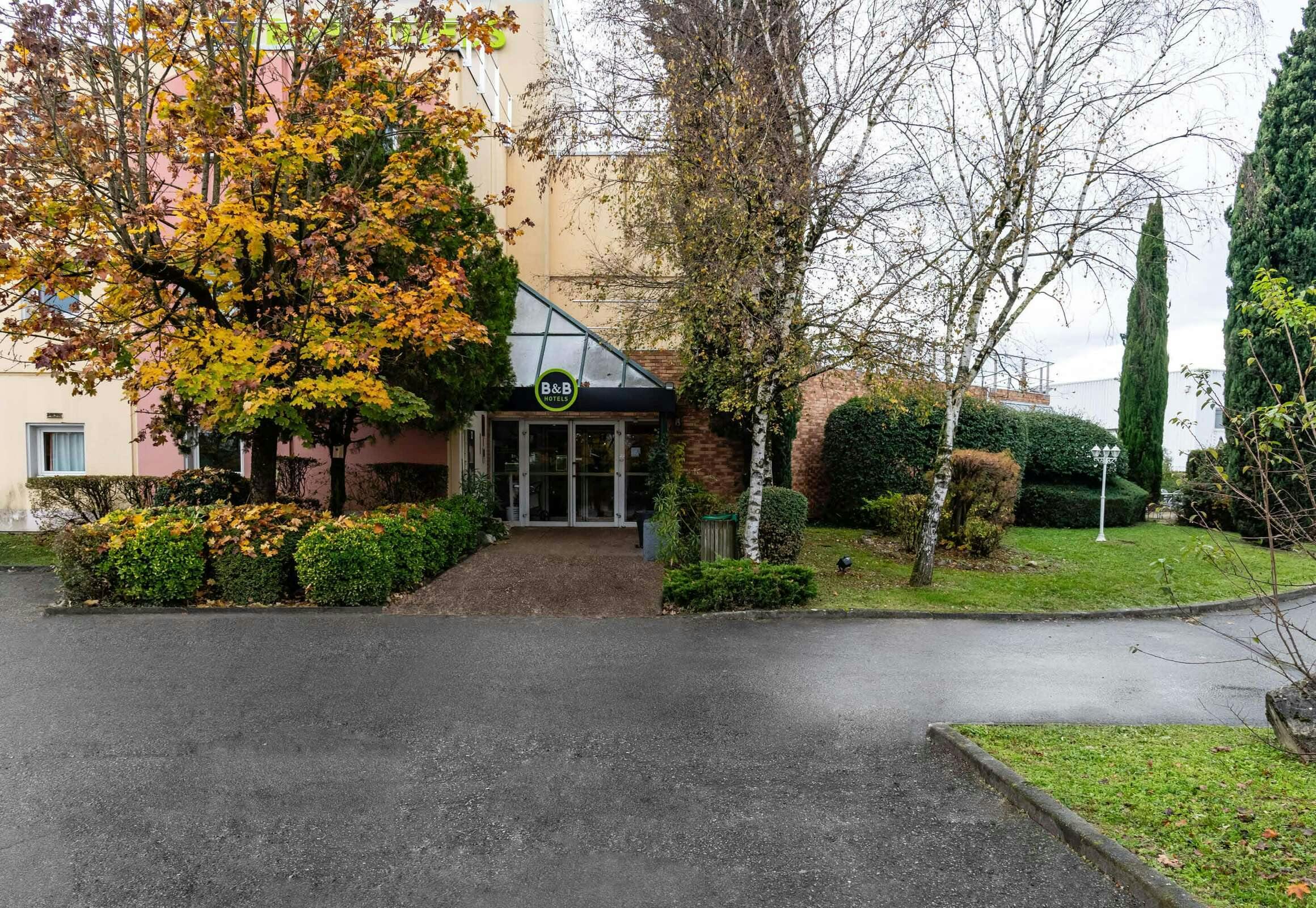 B&B HOTEL Grenoble Universite 2