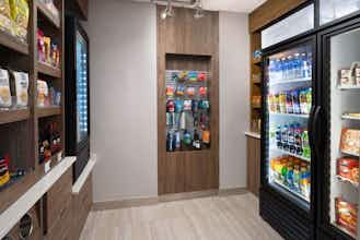 Hotel SpringHill Suites by Marriott Fort Myers Airport photo 1