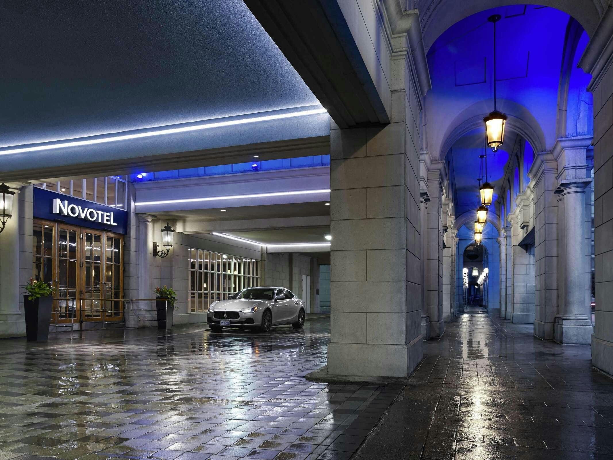 Novotel Toronto Centre