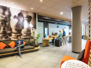 Hotel Ibis Brussels Off Grand Place photo 2