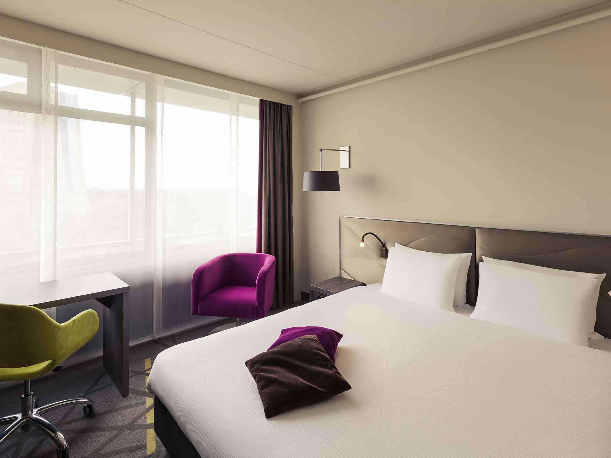 Hotel Mercure Hotel Groningen Martiniplaza photo 4