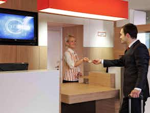 Hotel Ibis Augsburg Hauptbahnhof photo 2
