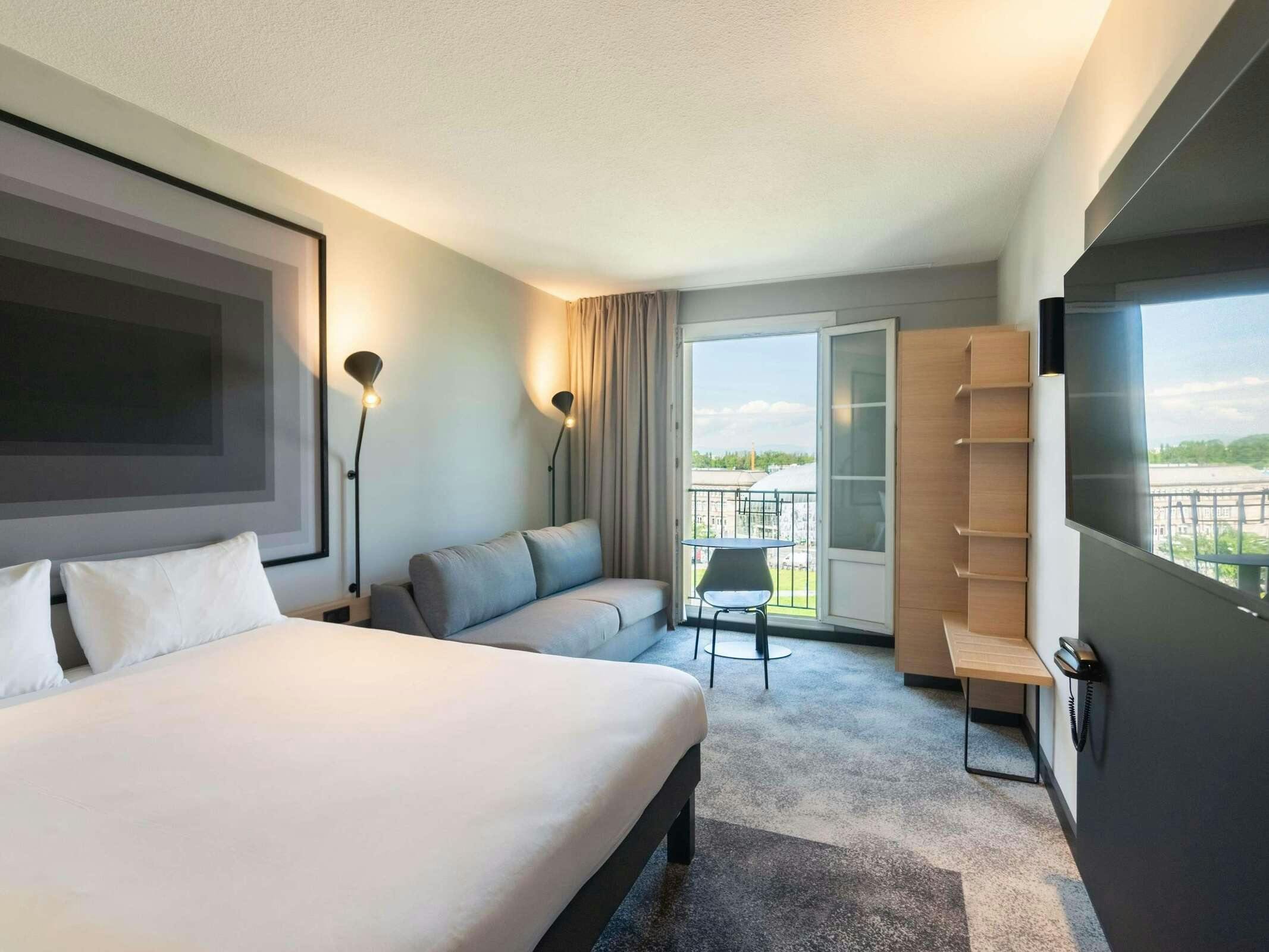 Hotel Ibis Strasbourg Centre Gare photo 3