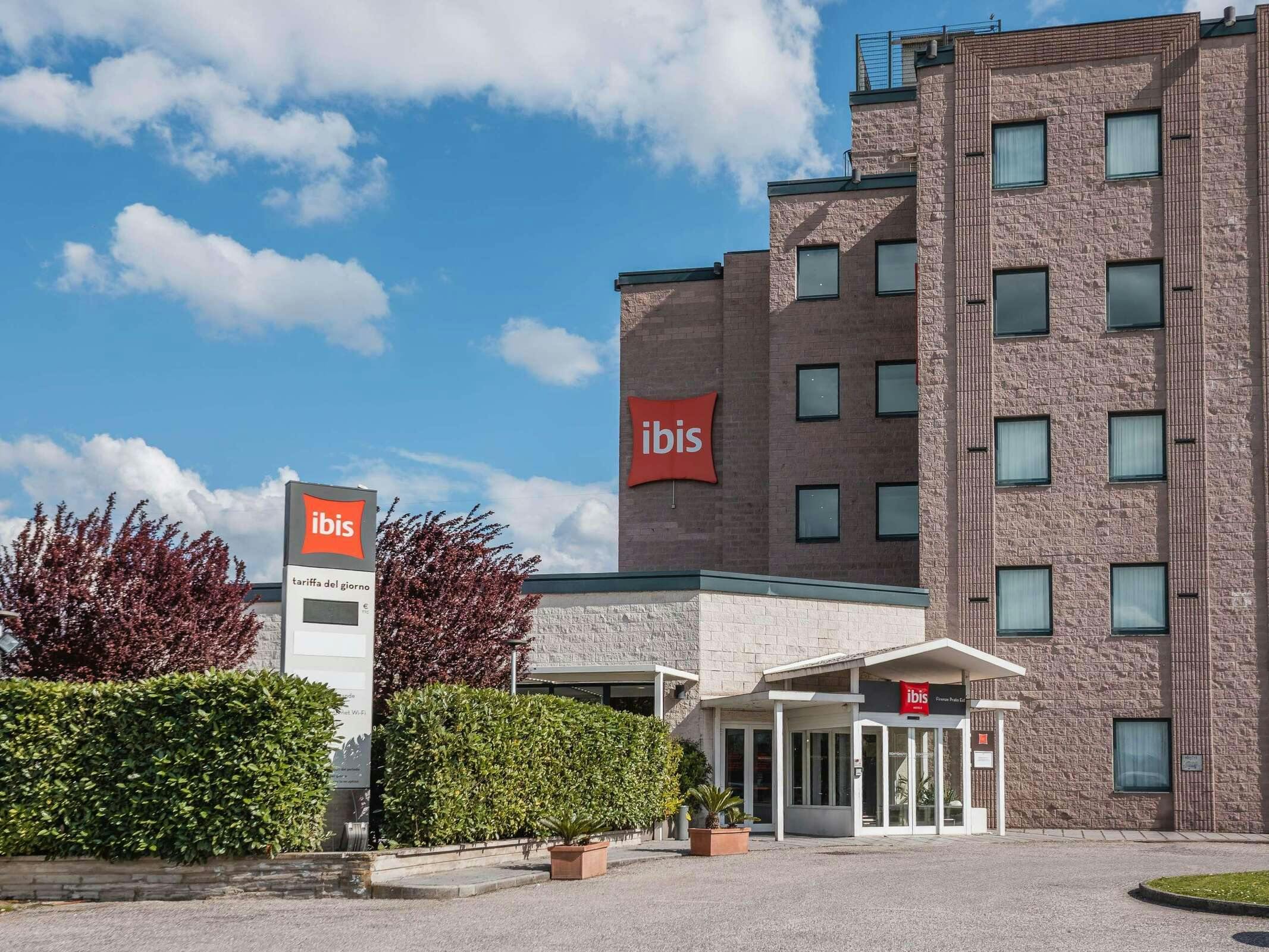 Hotel Ibis Firenze Prato Est photo 1