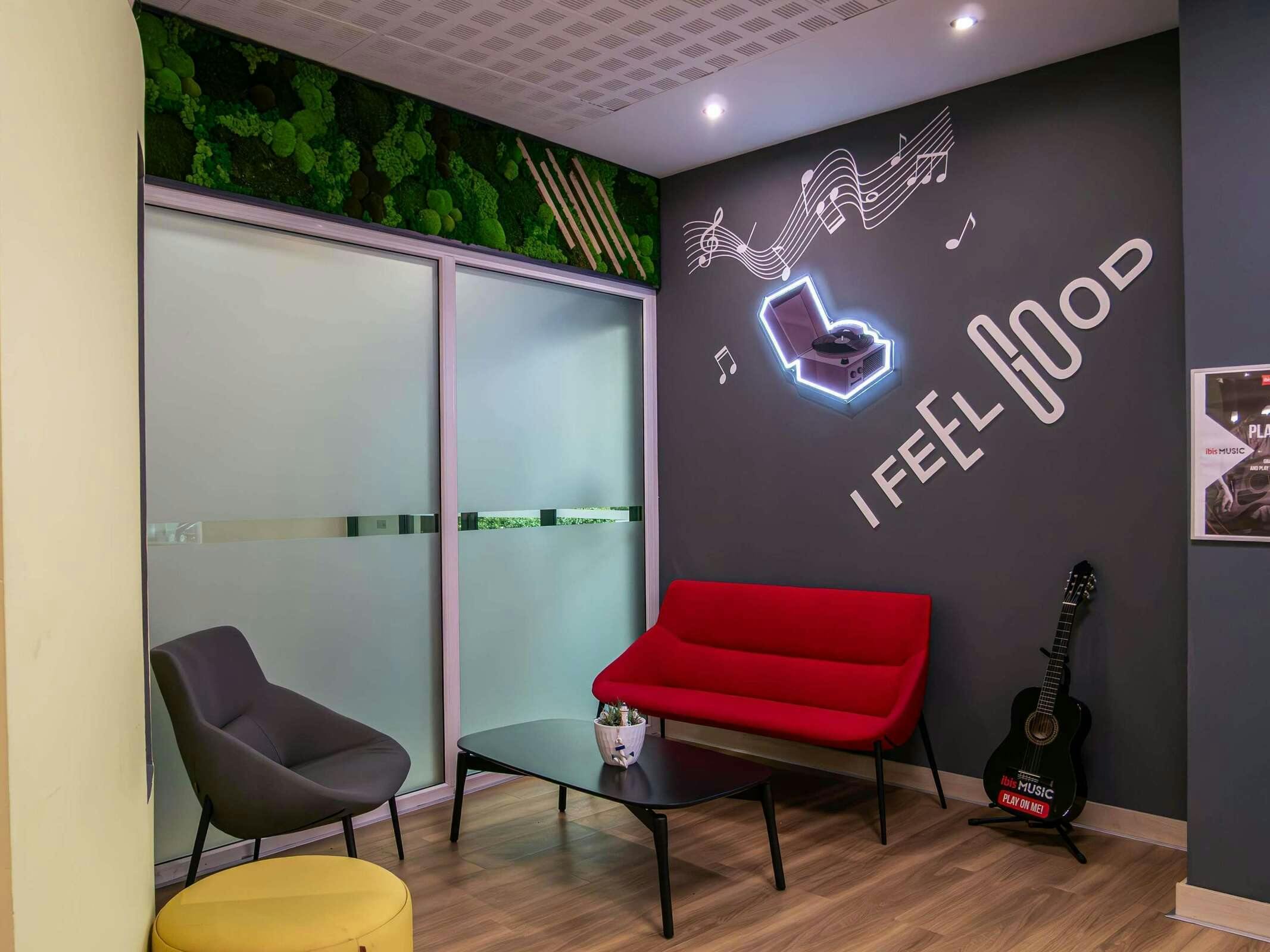 Hotel ibis Gyor photo 2