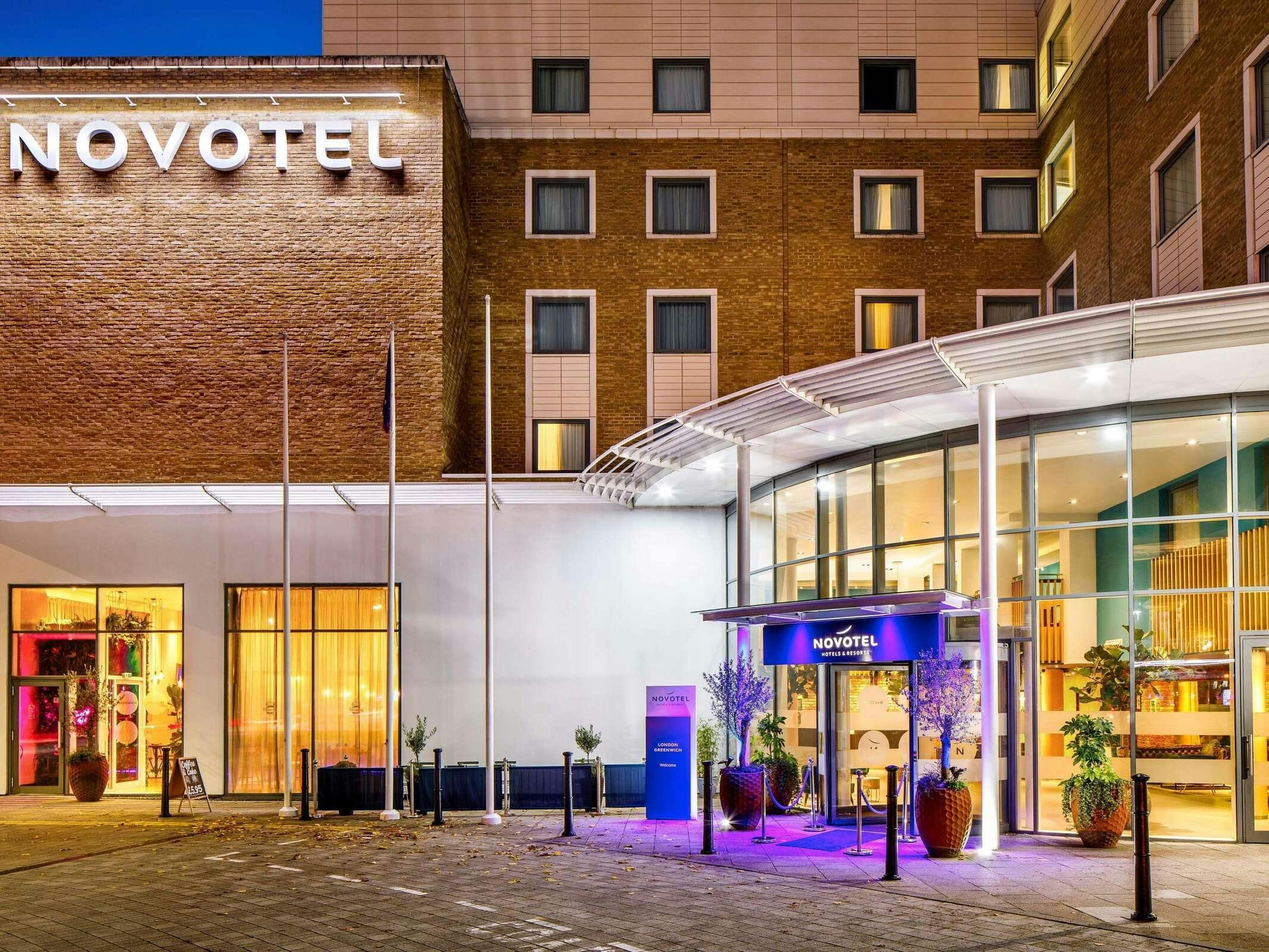 Hotel Novotel London Greenwich photo 1