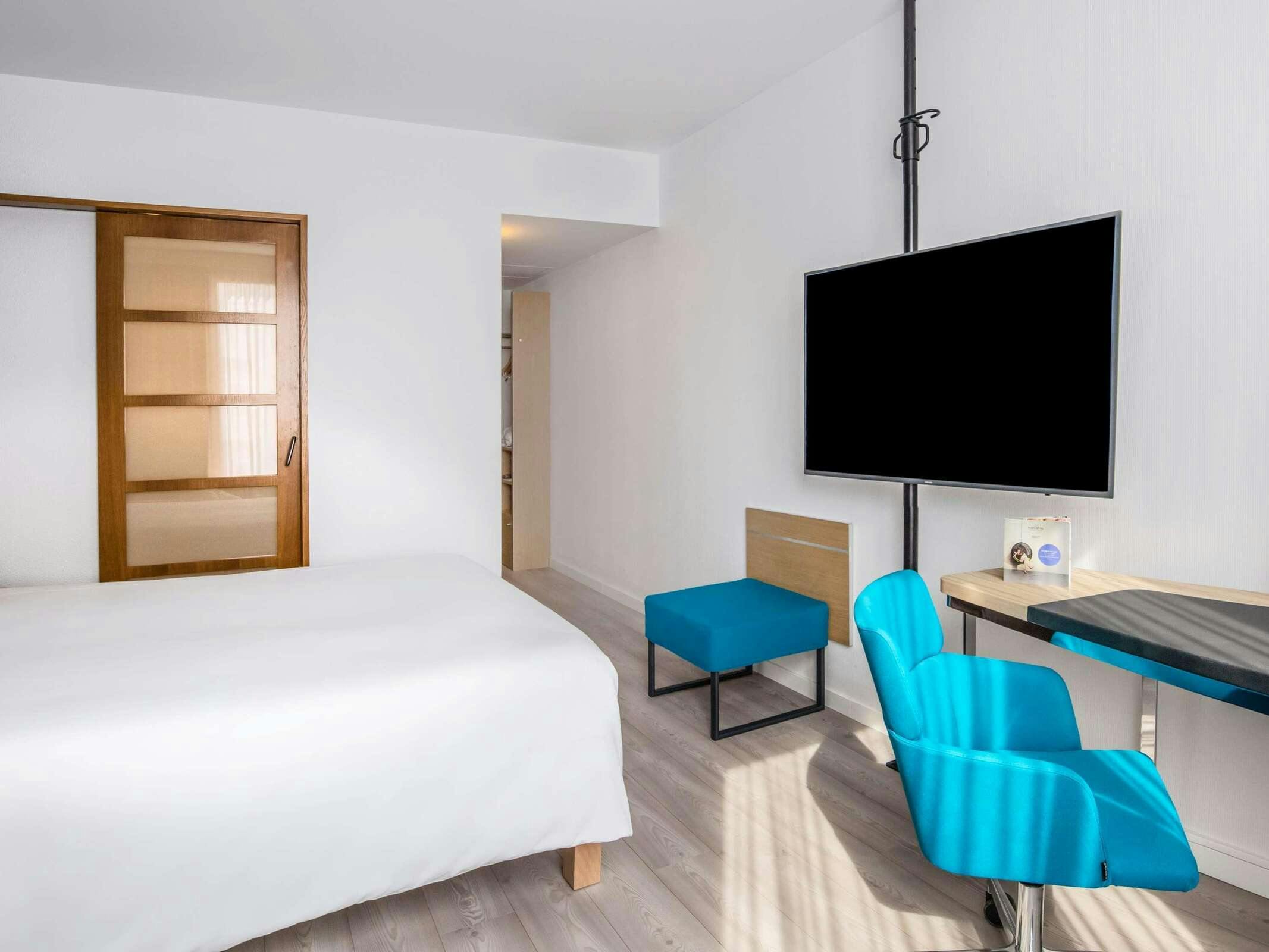 Hotel Novotel Barcelona Cornella photo 4