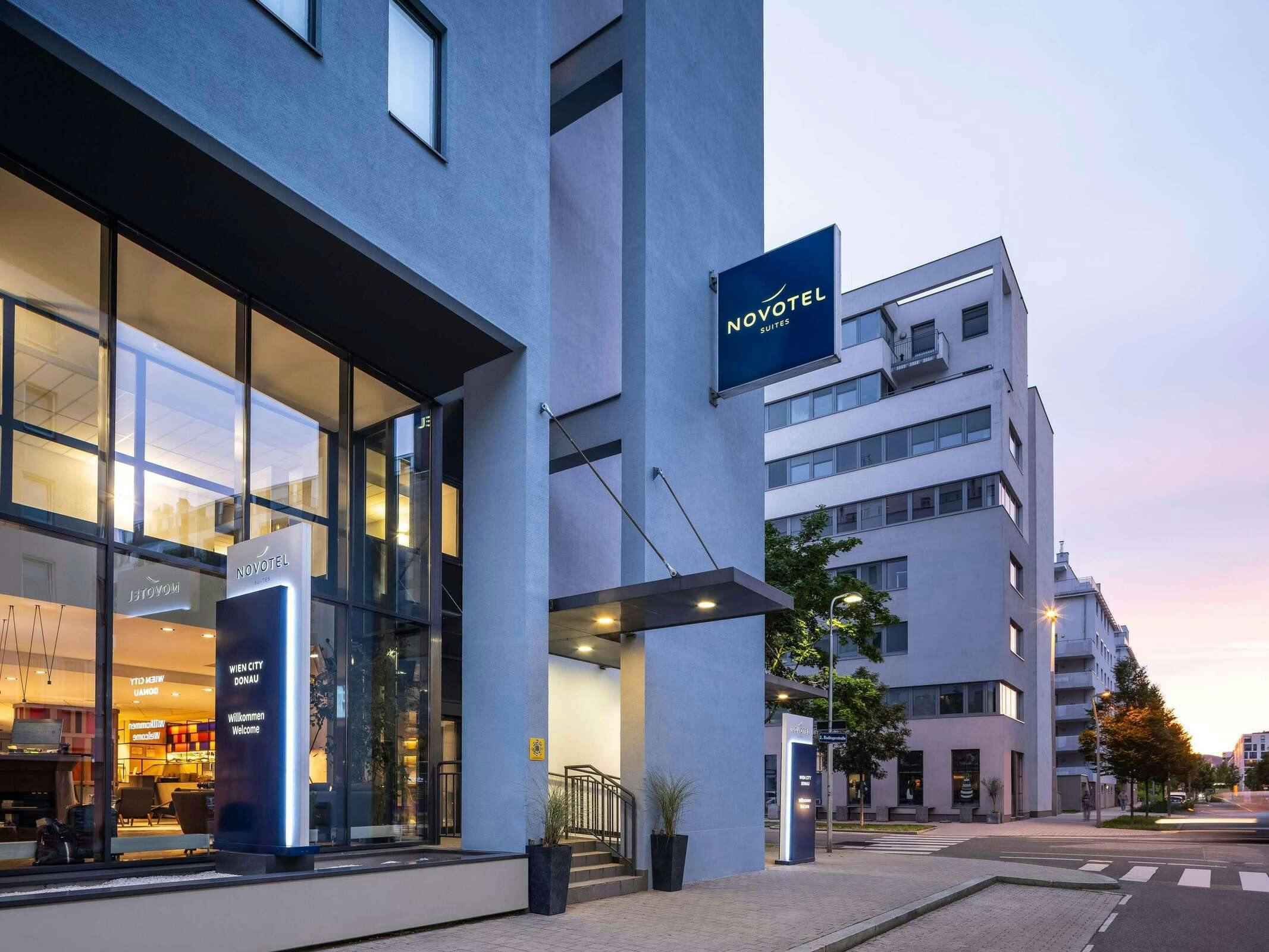 Hotel Novotel Suites Wien City photo 4