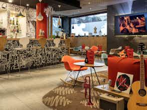 Hotel Ibis Madrid Aeropuerto Barajas photo 4