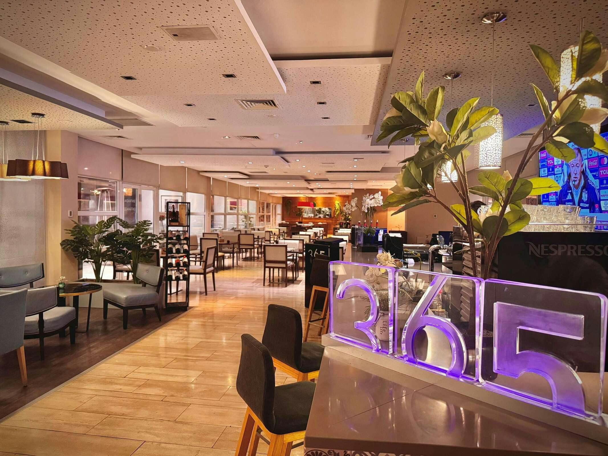 Hotel NOVOTEL SANTIAGO VITACURA photo 2