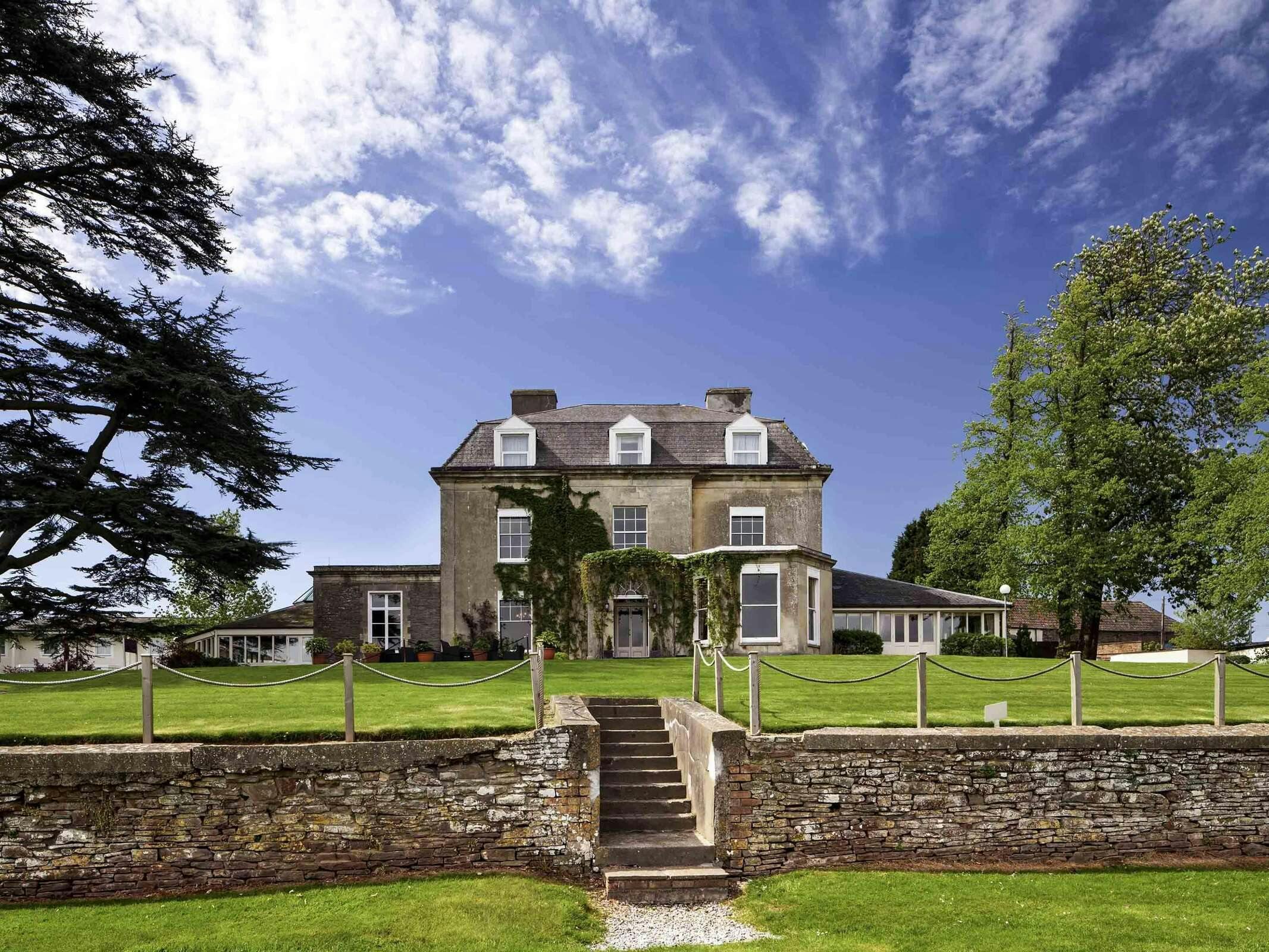 Hotel Mercure Bristol North The Grange Hotel photo 1