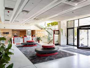 Hotel Novotel Sofia photo 2