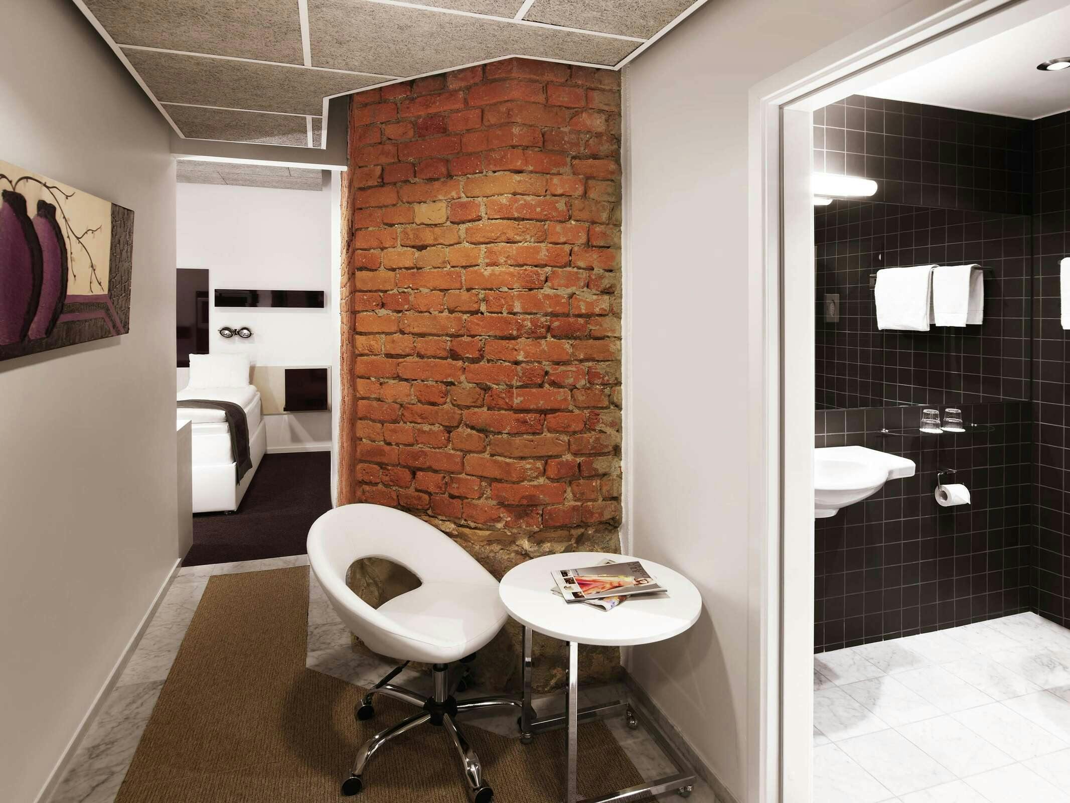Hotel Ibis Styles Stockholm Odenplan photo 5