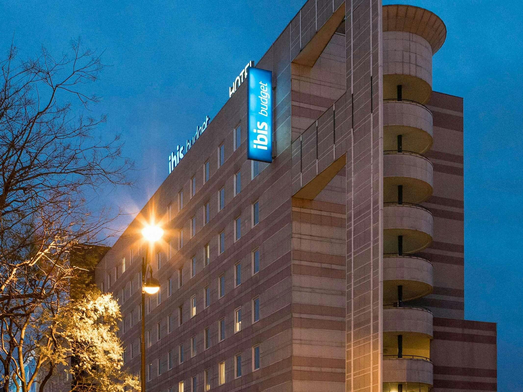 Ibis Budget Paris Porte De Montmartre